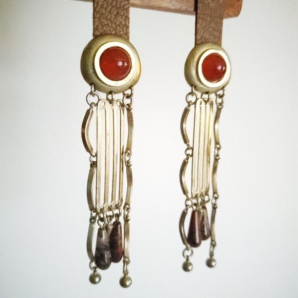 Vintage 30's 40's Clip Art Deco Gold Tone Earrings - Picture 1 of 5